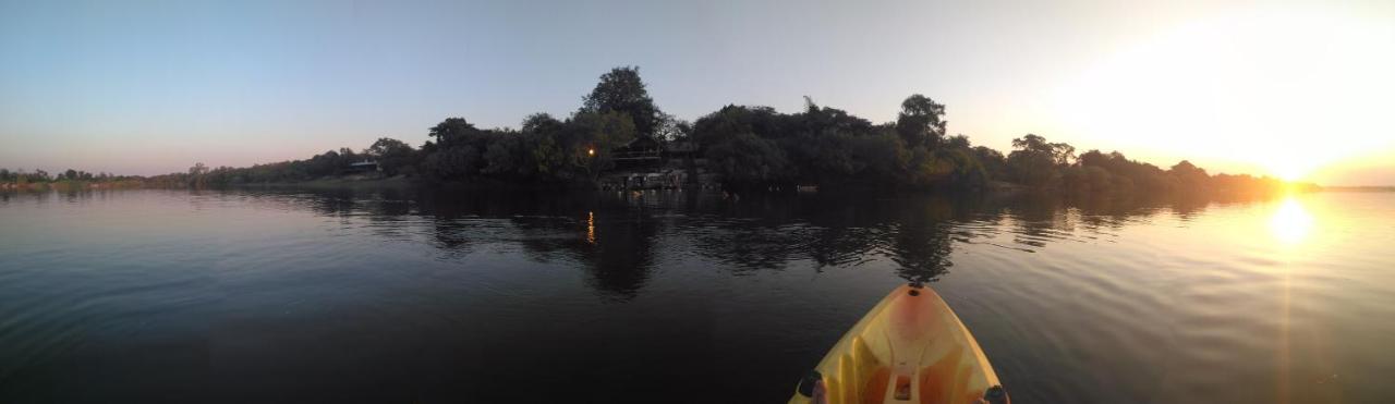 Caprivi Houseboat Safari Lodge Katima Mulilo Bagian luar foto